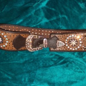 Ladies Western Over Belt